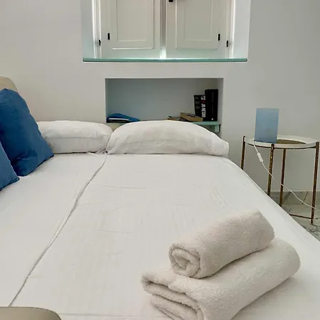 Fantástico ático En El Casco Antiguo Junta A La Playa Apartamento *