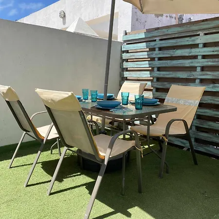 Fantástico ático En El Casco Antiguo Junta A La Playa Apartamento Cádiz