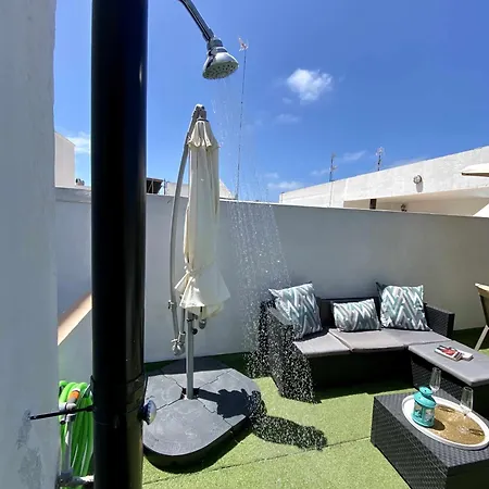 Fantástico ático En El Casco Antiguo Junta A La Playa *