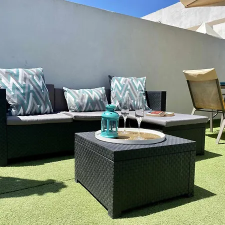 Fantástico ático En El Casco Antiguo Junta A La Playa Apartamento *